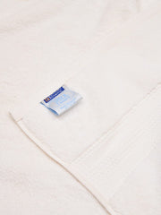 Bombay Dyeing Super Ultrx Zero Twist Plain Dyed Cotton Bath Towel 650 Gsm (White)