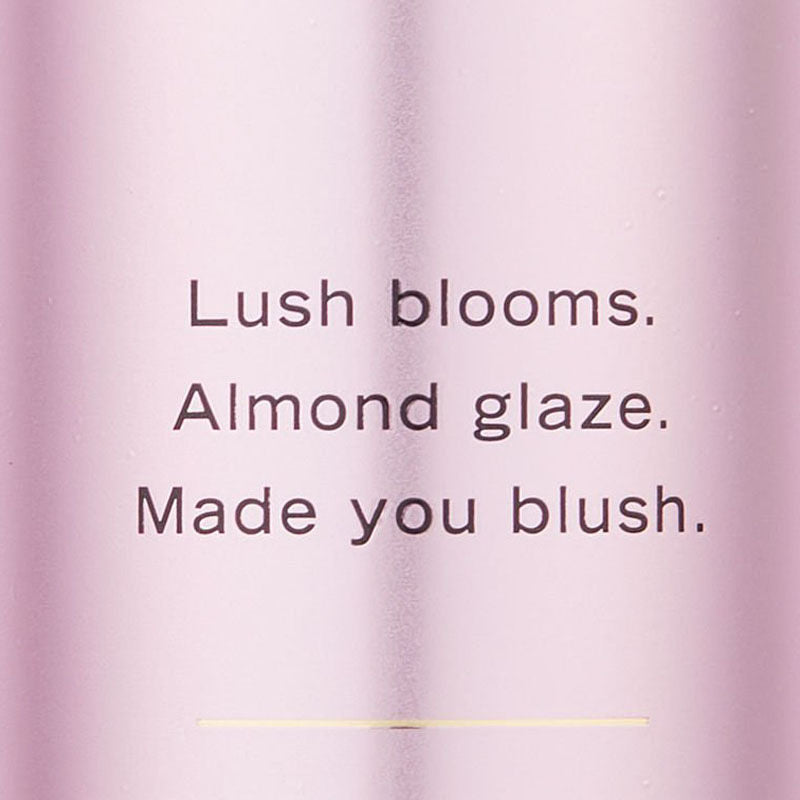 VICTORIA'S SECRET VELVET PETALS FRAGRANCE MIST 250ML 8.4 FL.OZ. VICTORIA'S SECRET VELVET PETALS FRAGRANCE MIST 250ML 8.4 FL.OZ.