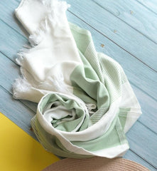 Madake Bamboo Ultra Soft & Thin Turkish Towel 454 Gsm | Quick Dry, Super Absorbent | Extra Large Bath Towel For Men & Women (Malabar Green)