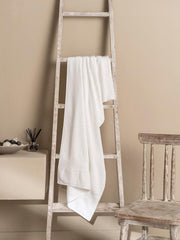 Ddecor Live Beautiful Ecofriendly Solid Cotton Bamboo Bath Towel 650 Gsm (White)