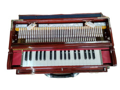 Musical Instrument Harmonium With Full Padding Chain Cover - 13 Scale Changer, 3 3/4 Octave, 3 Set Of Premier Star Reeds (Base, Male & Female), 37 Italian Keys, Seven Folded Below