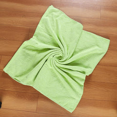 Fezora 100% Cotton Bath Towel 450 Gsm | Ultra Soft, Quick Dry, High Absorbency, Skin-Friendly Large Size Bath Towel (Parrot)