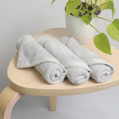 Heelium Bamboo Face Towel 600 Gsm | Ultra Absorbent & Odour-Free 3x Softer Than Cotton Towels | Pack Of 3 - Light Grey