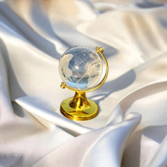 Feng Shui Crystal Globe Idol Golden Stand, Vastu Glass Miniature Globe For Positive Energy, Success, Good Luck & Prosperity | Vastu Remedy For Home, Children Study Table & Office, Pack Of 1