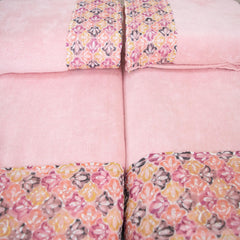 Rangoli Prima Dream 100% Cotton Lace 2 Hand & 2 Bath Towel 1400 Gsm | Ultra Soft, Super Absorbent & Eco-Friendly Hanging Towels (Light Pink) - Pack Of 4