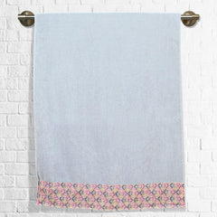Rangoli Prima Dream 100% Cotton Lace Bath Towel 900 Gsm | Ultra Soft, Super Absorbent & Eco-Friendly Hanging Bath Towels (Grey) - Pack Of 2