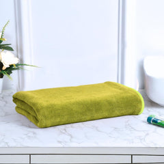 Black Gold The Finer Touch Premium Microfiber Bath Towel 450 Gsm | Ultra Soft & Absorbent Quick Dry Towel Lightweight Microfiber Bath Towel (Green) - Pack Of 1