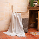 Debaans 100% Bamboo Large Bath Towel 350 Gsm | Buttery Soft, Ultra-Absorbent Lightweight Anti-Microbial, Hypoallergenic Quick Dry Towel (Ivory)