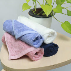 Heelium Bamboo Face Towel 800 Gsm | Ultra Absorbent & Odour-Free 3x Softer Than Cotton Towels | Pack Of 4 -Blue, Iris, White & Peach