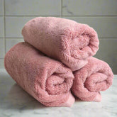 Heelium Bamboo Hand Towel 800 Gsm | Ultra Absorbent & Anti-Bacterial 3x Softer Than Cotton Towels | Pack Of 3 - Peach