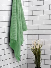 Spaces 100% Cotton Large Size Bath Towel 450 Gsm | Super Absorbent, Quick Dry, Ultra Soft Bath Towel | Dobby Solid Design (Malachite Green)
