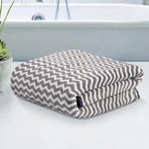 Kuber Industries Microfiber Bath Towel 350 Gsm | Large Size Soft Quick Dry & Absorbent Shower Bath Towel (Zig Zag - Grey)