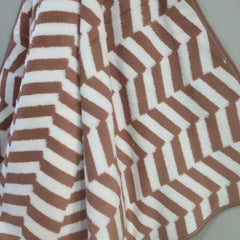 Cotton Bolls Textiles Microfiber Bath Towels 280 Gsm | Soft Coral Fleece Towel With Hook Quick Dry Super Absorbent Bath Towel For Men & Women (Zig-Zag Brown)