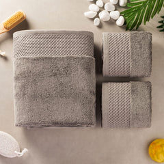 Spread Spain 1 Bath & 2 Hand Towels 900 Gsm | Highly Absorbent & Soft Modern Decor Design Towel Sets (Brown)