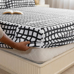 All Around Elastic Bedsheet For King Size Bed With 2 Matching Pillow Covers | 78 X 72 Inches, White & Black | Super Soft & Breathable