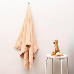 Vilasiya Plushwave 100% Cotton Bath Towel 650 Gsm | Zero Twist Yarn Luxurious Soft & Extra Absorbent Bath Towel (Peach)