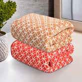 Kuber Industries Microfiber Soft Face Towel 400 Gsm | Absorbent Hanging Hand Towels For Wash Basin Bathroom | Circle - Red & Golden (2 Pcs)