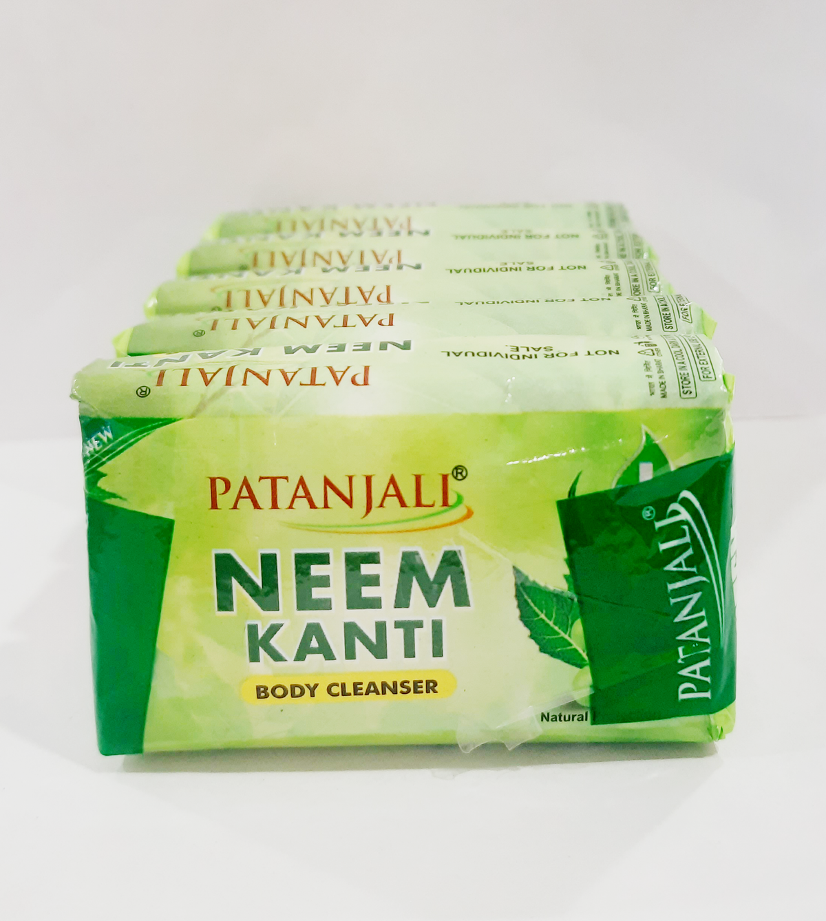 Patanjali Neem Kanti Body Cleanser, With Nourishing & Glorifying The Skin, 300gm
