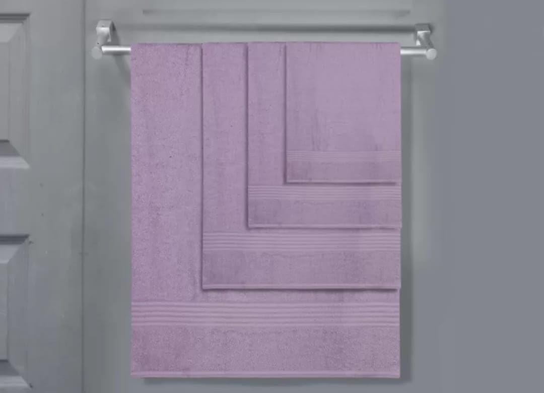 Bombay Dyeing Cotton 1 Bath, 1 Hand & 2 Face Towel Set 1200 Gsm (Pack Of 4) - Tulip R4 Violet