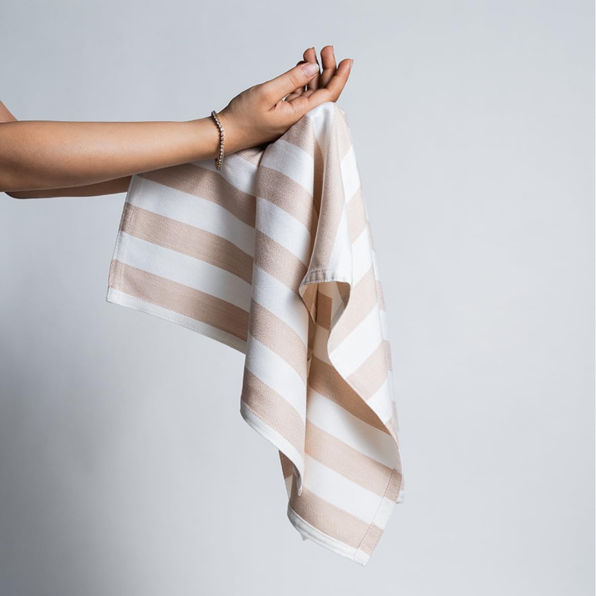 Debaans Bamboo 1 Bath & 2 Hand Towels 800 Gsm | 100% Bamboo, Quick Dry, Lightweight Towels (Beige Stripes)- Set Of 3