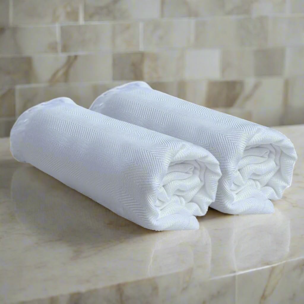 Heelium 100% Bamboo Bath Towel 800 Gsm | Ultra Soft & Lightweight Highly Absorbent & Fast Drying Turkish Bath Towel (Pack Of 2)- White