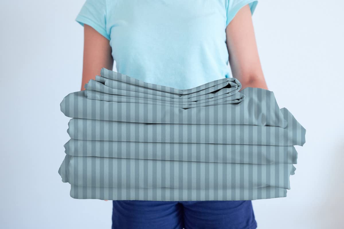 Plain Bedsheet For Double Bed King Size With 2 Pillow Covers | 90 X 100 Inches, Aqua - Ideal For Home, Hotels, Guest House | Summer Breathable & Wrinkle Free
