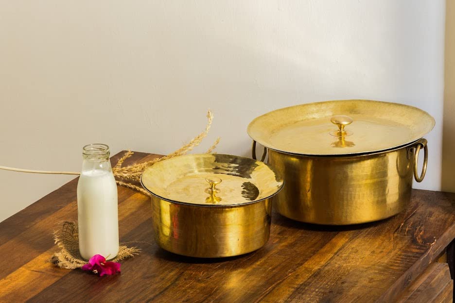 Brass Patila For Cooking | 100% Pure Brass Round Heavy Bottom | Tapeli - Patila - Bhagona | Golden Brass Handi (1 Liter), Hammered, Polished Cooking Pot | Antique Utensils