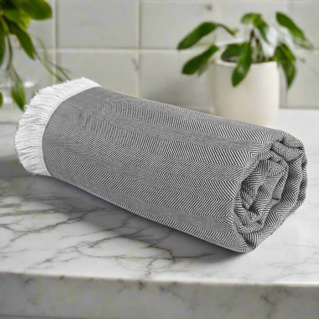 Heelium 100% Bamboo Bath Towel 250 Gsm | Ultra Soft & Lightweight | Highly Absorbent & Fast Drying Turkish Towel