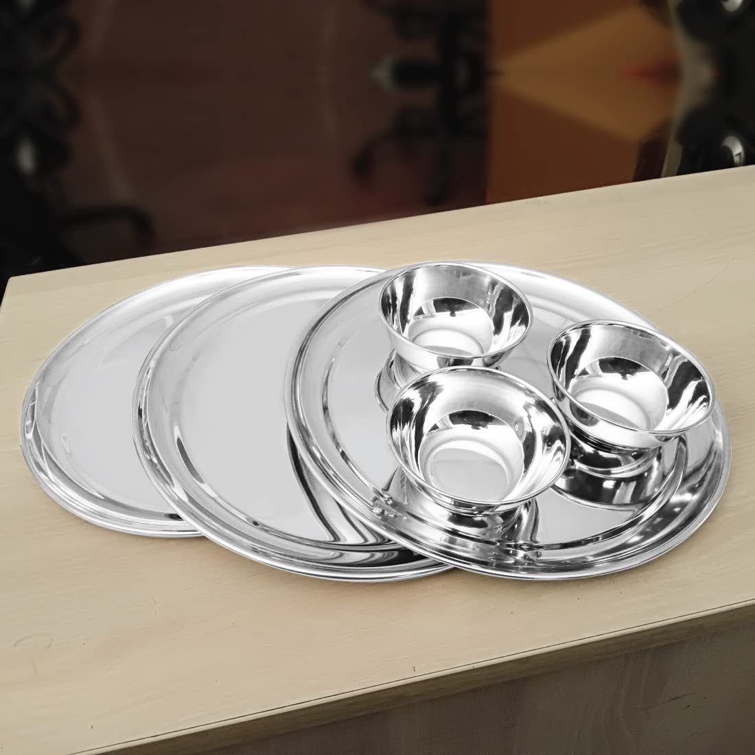 Stainless Steel Shagun Solid Dinner Set - 6 A Pcs, Silver | 3 Dinner Plates+ 3 Bowls - Easy To Care & Dishwasher Safe