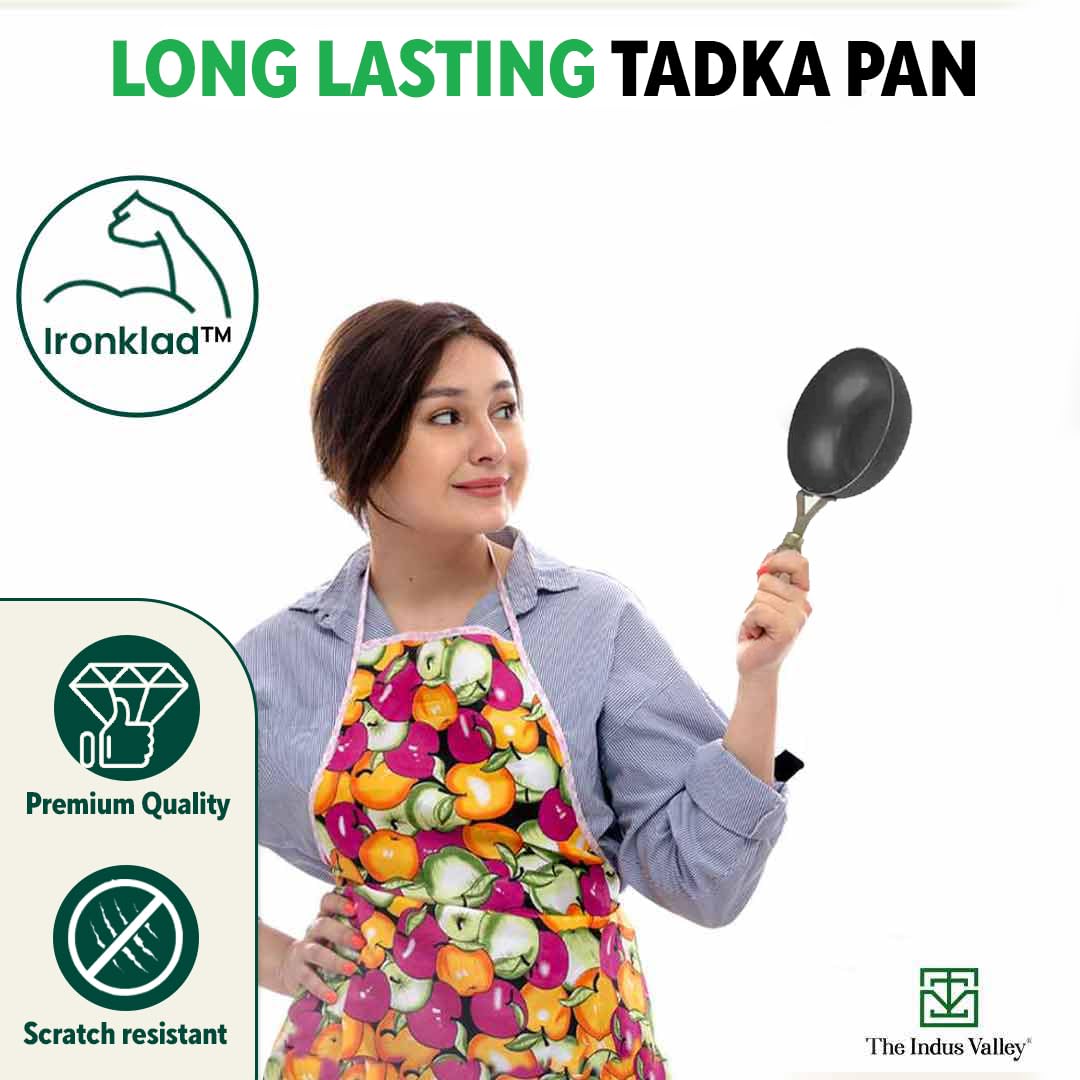 Pre-Seasoned Iron Tadka Pan With Wooden Handle - Very Small 12.7cm, 5 Inch, 0.3 Liter, 0.4 Kg | Gas Compatible - 100% Pure & Toxin-Free, No Chemical Coating