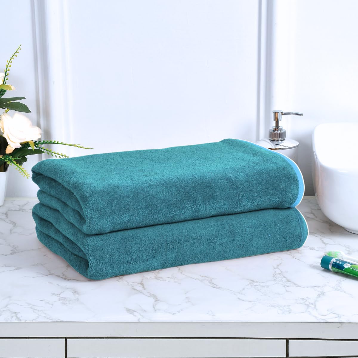 Black Gold The Finer Touch Premium Microfiber Bath Towels 800 Gsm | Lightweight Ultra-Soft Fade Resistant (Peacock Green) - 2 Pcs