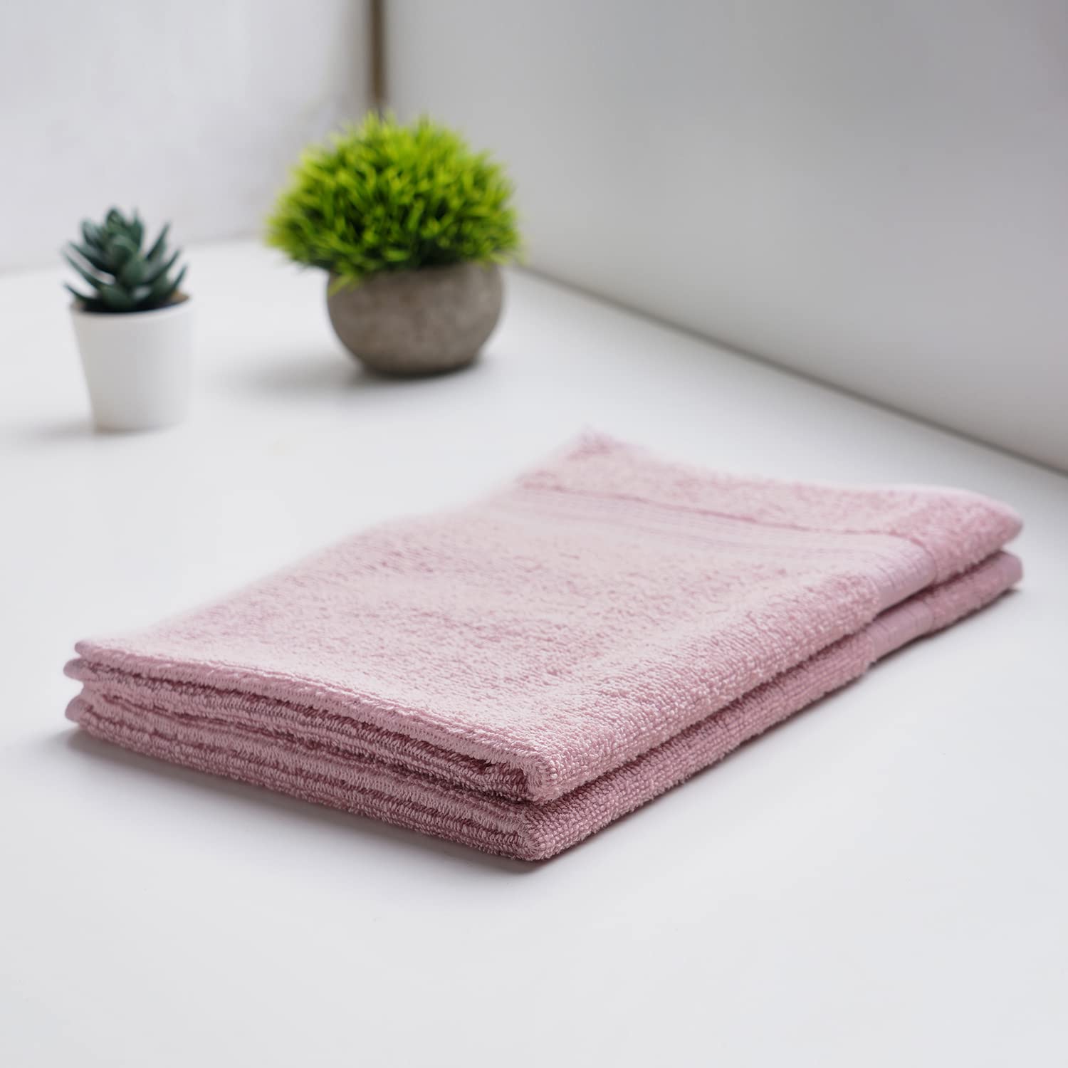 Spaces 100% Cotton Hand Towel 400 Gsm | Ultra Absorbency Easy Care Light Weight - Strawberry Cream (Pack Of 2)