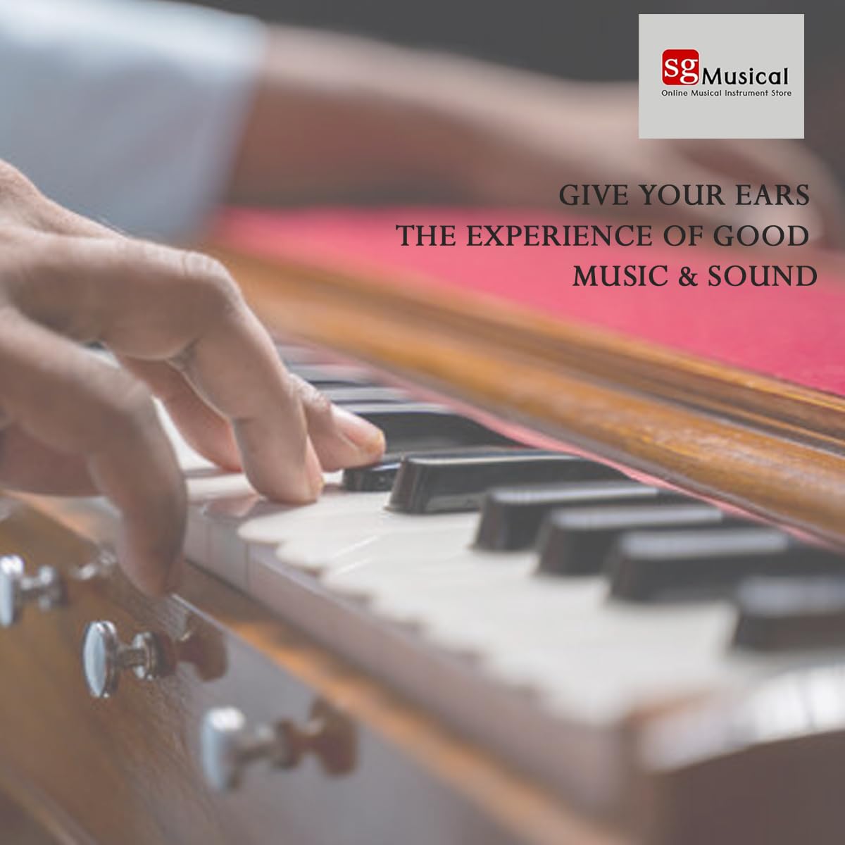 Best Harmonium - 7 Stopper, 3 1/4 Octave, 39 Keys, Two Reeds (Base-Male), Double Bellow | Two Side Carry Handles, Jaali Frame On Keys