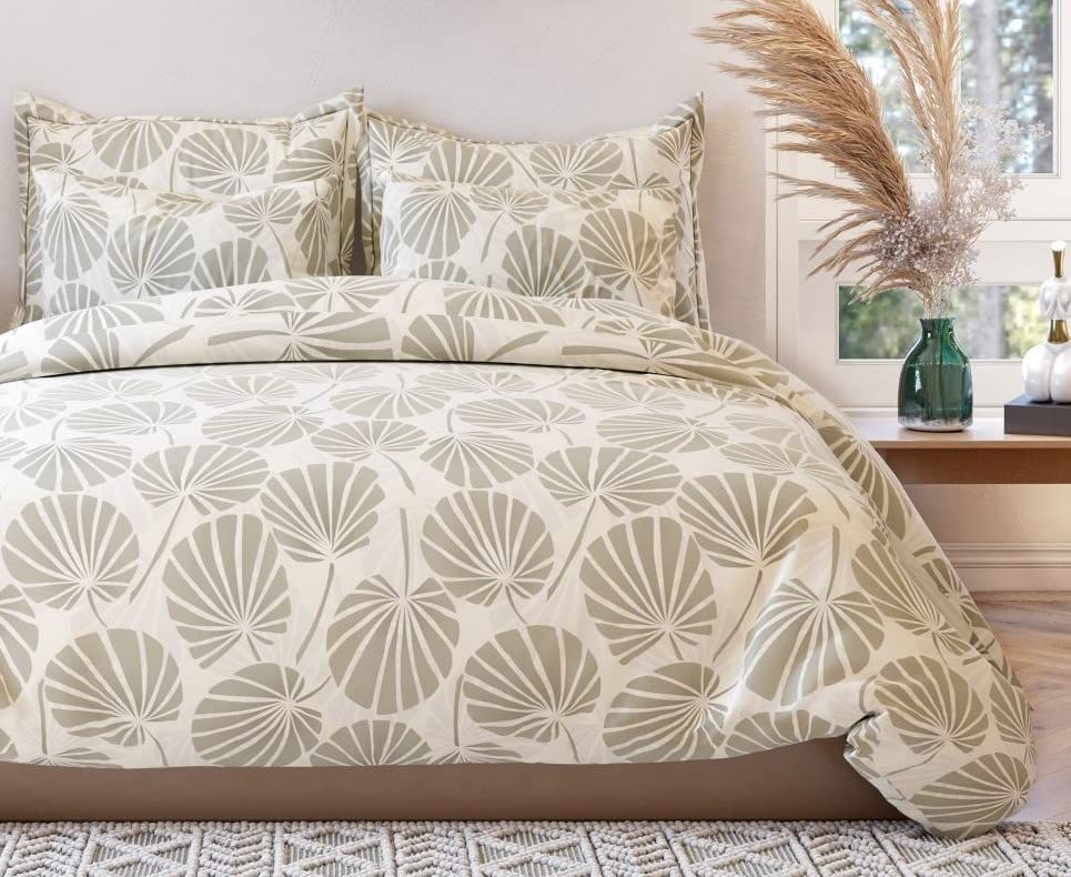 King Size Comforter With 1 King Size Flat Bedsheet & 2 Pillow Cover - (90x100 Inch) Cream | Perfect Gifts Set Wedding, Anniversary - 4 Pcs Bedding Set