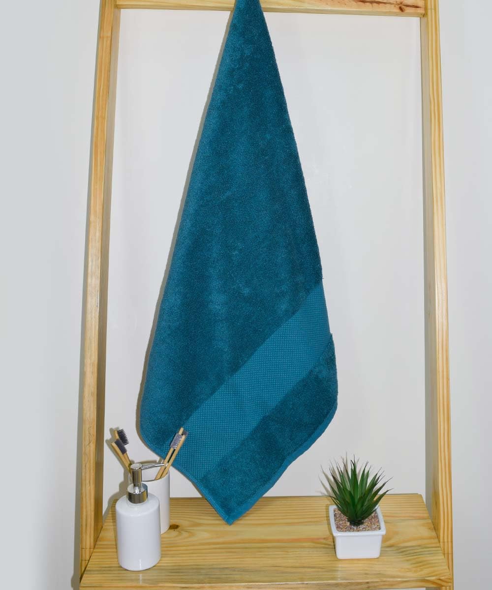 Rangoli Soft Absorbent Durable Towels Earthly Egyption Cotton Plush Oversized Bath Towel 600 Gsm (Turquoise Blue)