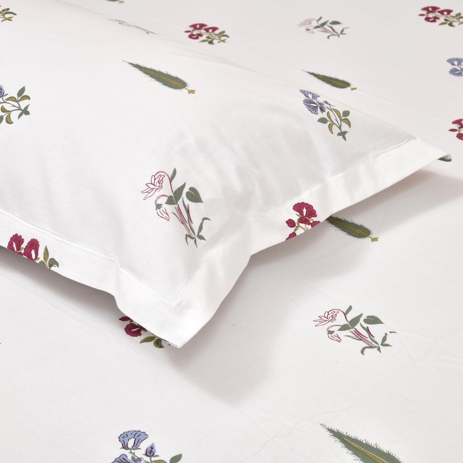 Flat Bedsheet Queen Size Bed With 2 Pillow Covers - 100 X 90 Inches, White & Green | Soft, Breathable & Durable | Skin-Friendly & Durable