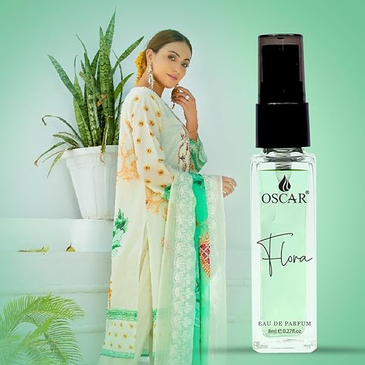 Oscar Flora Mini Pocket Perfume For Women 8 Ml 0.2 Fl.oz. | Vetiver & Sandalwood Notes | Mini Parfum | Travel Size Perfume | Flora Fragrance