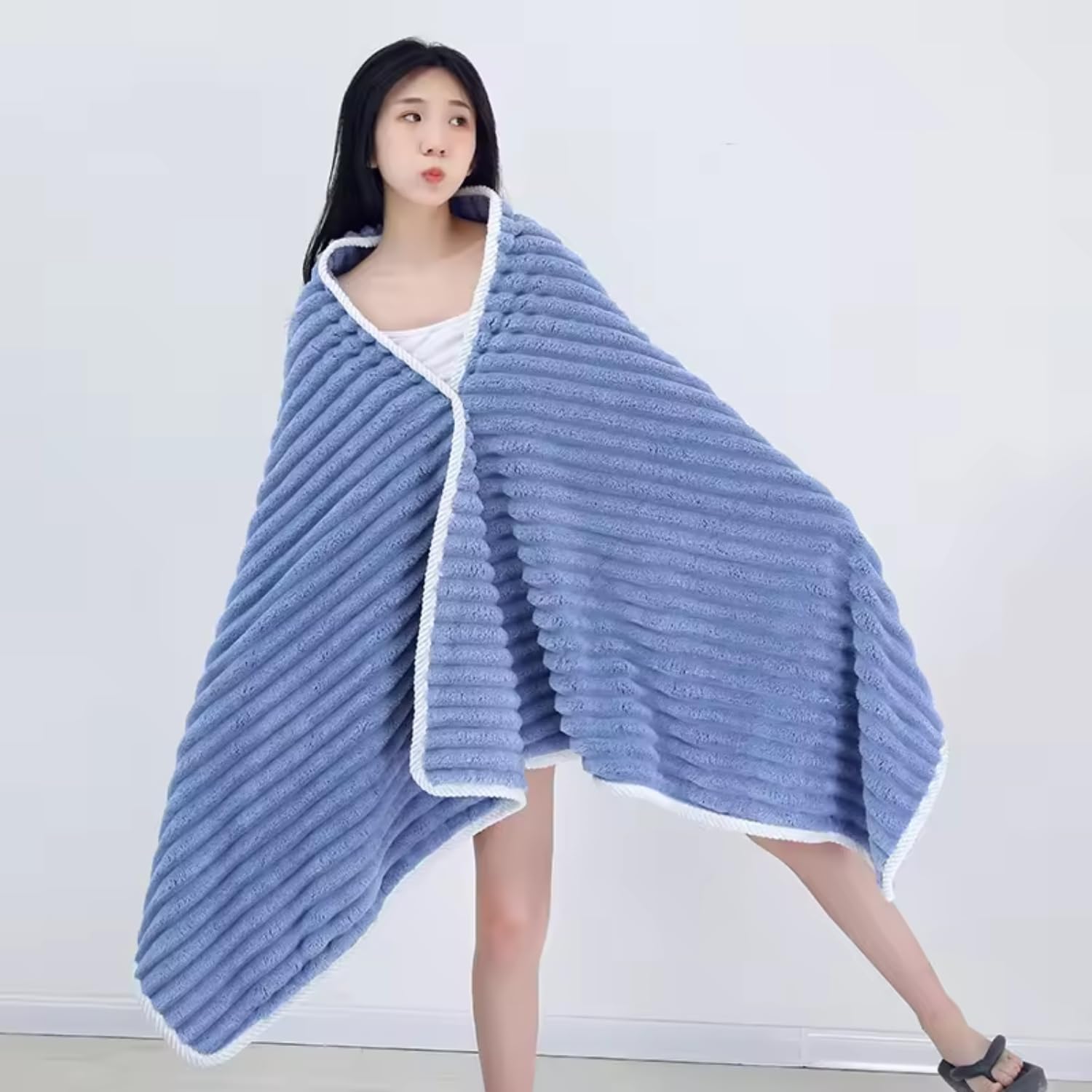Linear Microfiber Bath Towel 300 Gsm | Large Size Bath Towel For Men & Women Lining Design (Blue)
