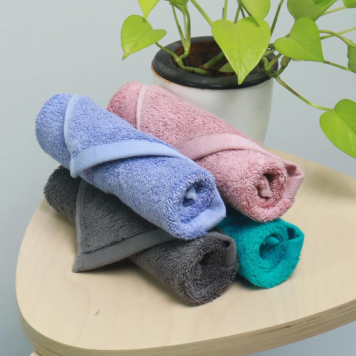 Heelium Bamboo Face Towel 800 Gsm | Ultra Absorbent & Odour-Free 3x Softer Than Cotton Towels | Pack Of 4 (Peach, Teal, Grey & Iris)