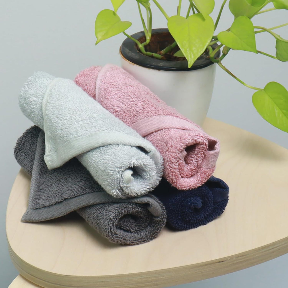 Heelium Bamboo Face Towel 800 Gsm | Ultra Absorbent & Odour-Free 3x Softer Than Cotton Towels | Pack Of 4 -Blue, Grey, Light Grey & Peach