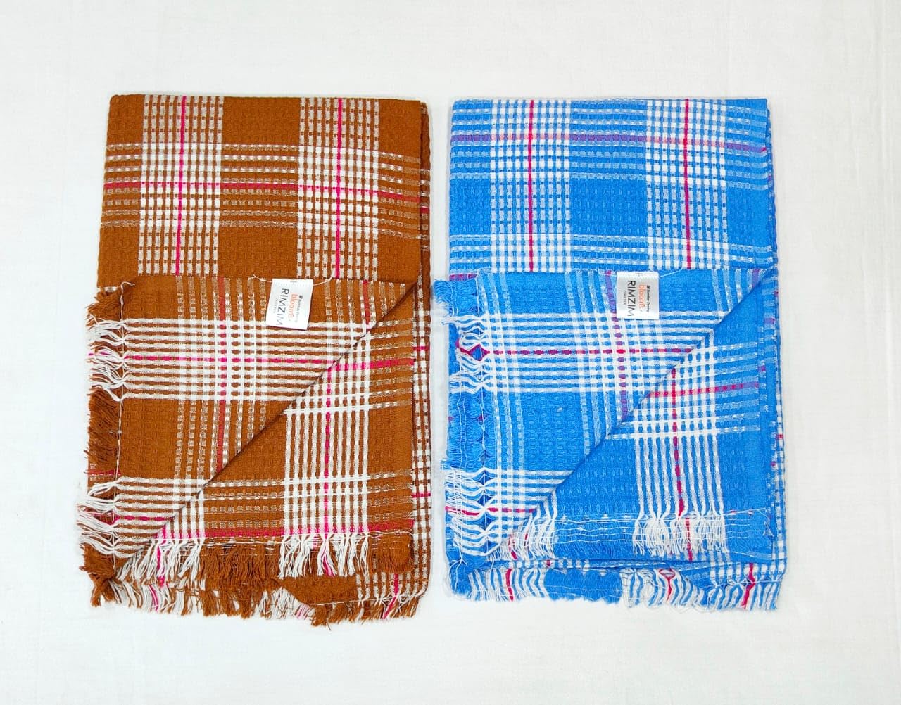 Bombay Dyeing Rimzim 100% Cotton Printed Soft & Slick Quick Drying Bath Towels 500 Gsm (Brown & Blue) - 2 Pcs