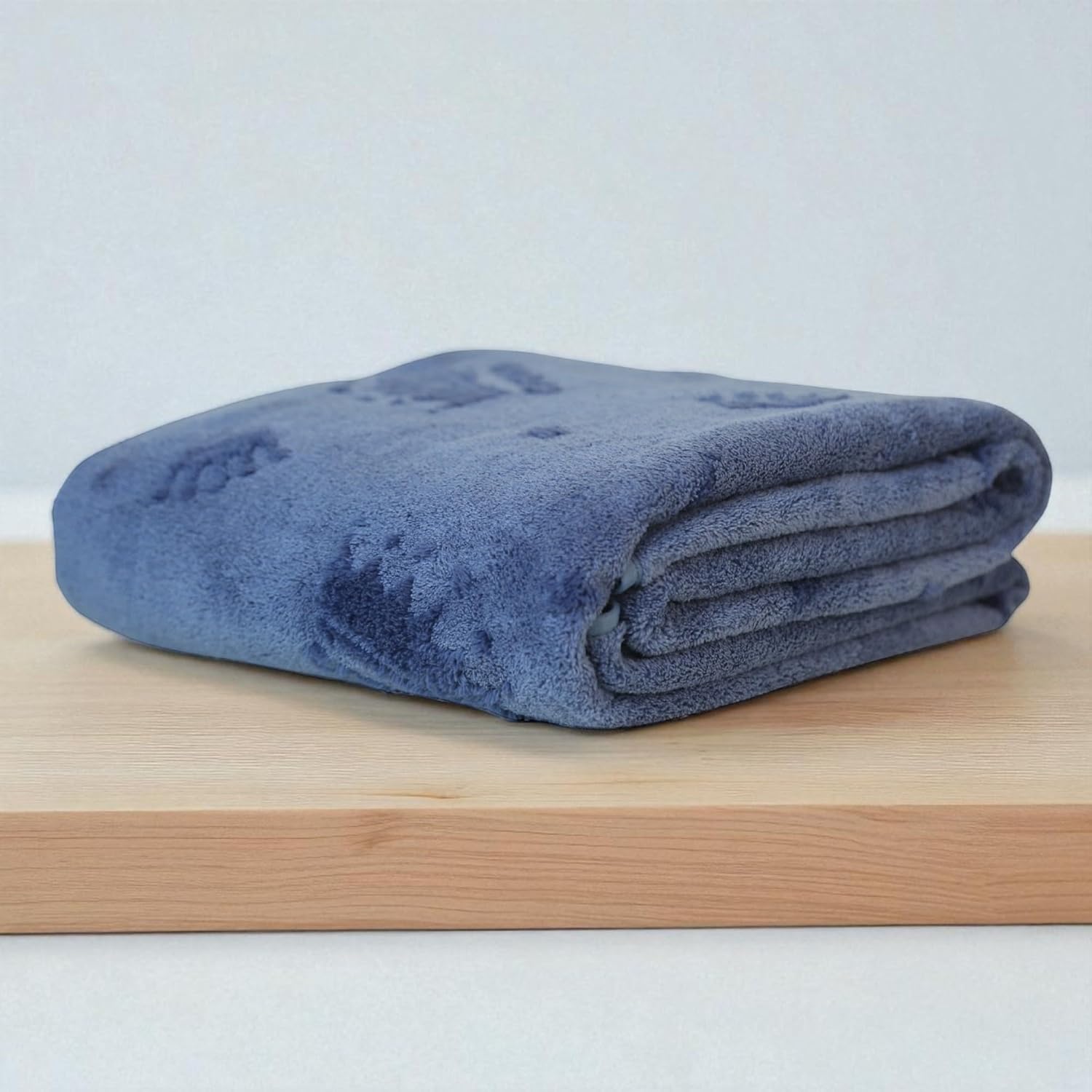 Hanker Embossed Microfiber Luxury Bath Towel 500 Gsm | Super Soft On Skin, Frizz Free Hair Post Wash (Blue Crown Pattern)