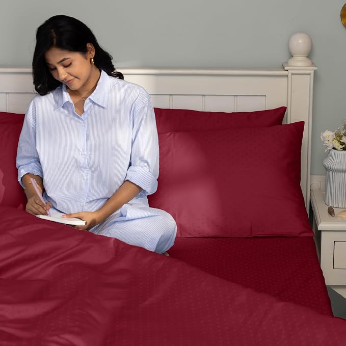 100% Cotton Sateen Weave Queen Size Fitted Sheet Set With 2 Pillow Covers - 60 X 80 Inches, Maroon | Premium Elastic Double Bedsheet