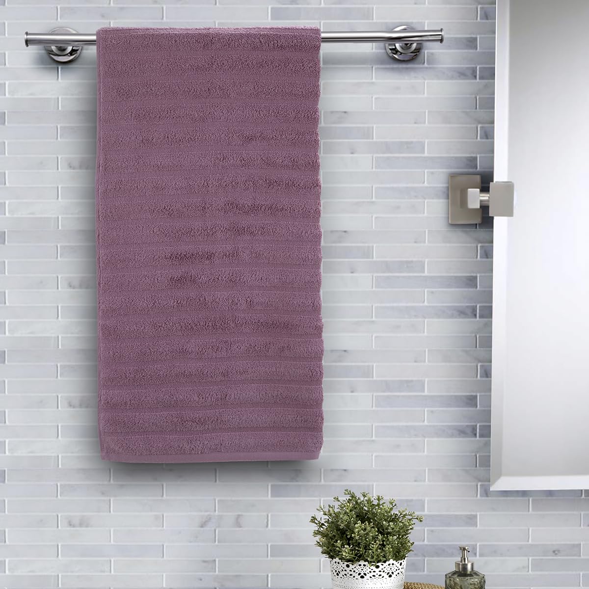 Maspar 100% Cotton Casper Bath Towel 700 Gsm (Purple)