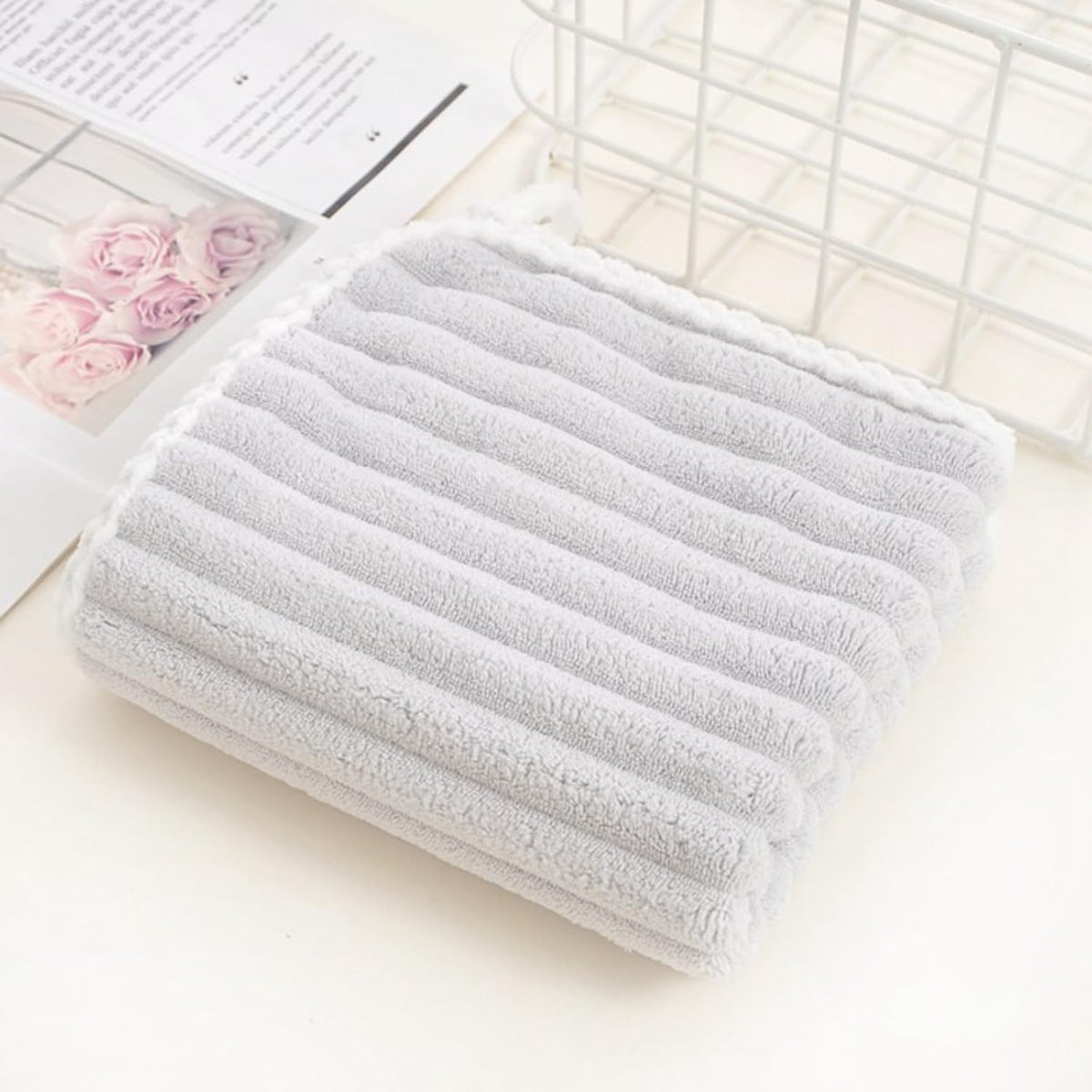 Linear Microfiber Bath Towel 300 Gsm | Large Size Bath Towel For Men & Women Lining Design (Grey)