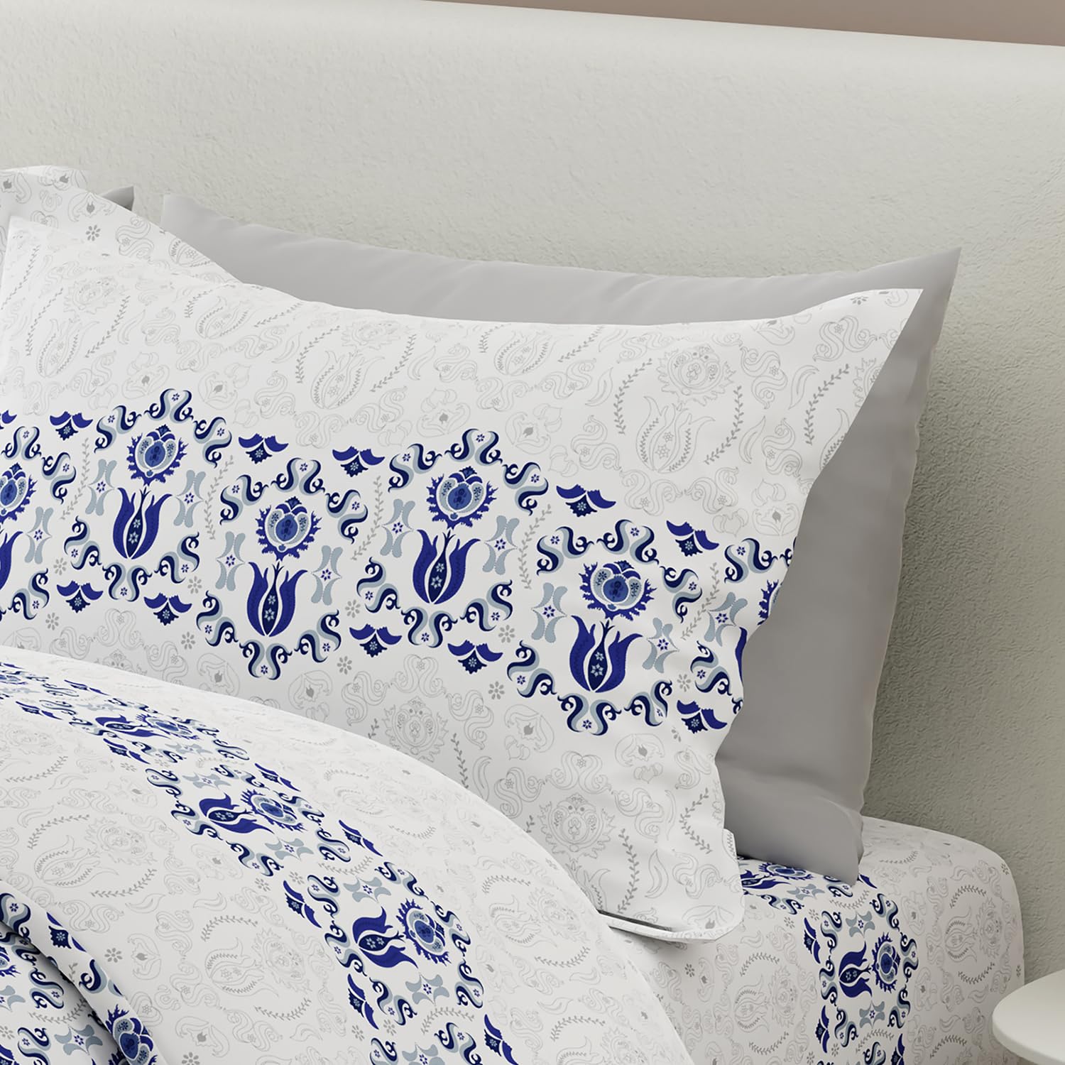 100% Cotton Bedsheet Set For Double Bed - 108 X 108 Inches, White | 1 Double Bed Sheet & 2 Pillow Covers - Gift For Weddings Or Birthdays King Size