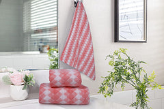 HomeCloud Microfiber Soft & Fuffy Bath & Face Towel 400 Gsm With Hanging Loop | 3x Softer Than Cotton Towels | Highly Absorbent Set Of 2 (Checks Pink)