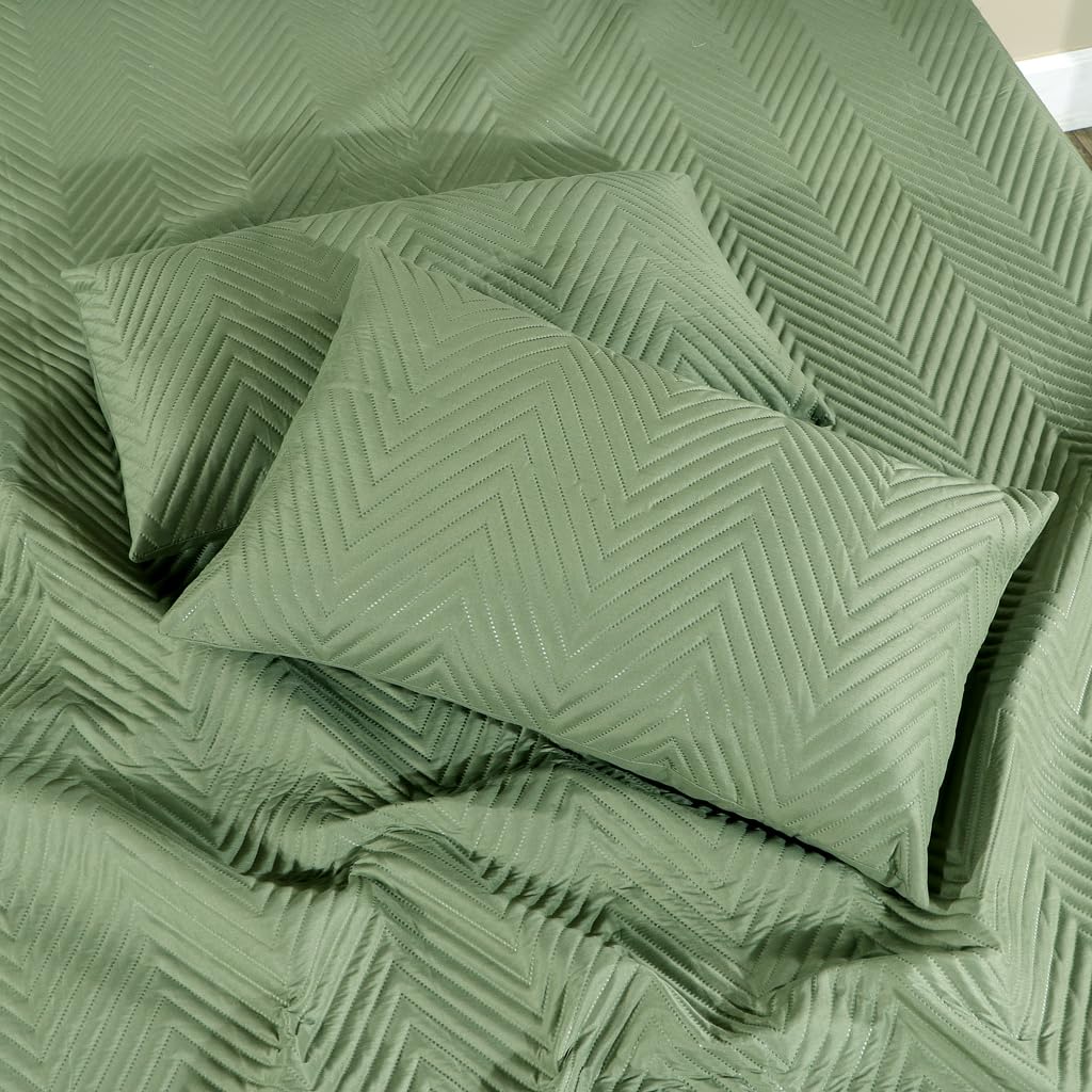 Solid Bedsheet For Double Bed With 2 Pillow Covers | Size - 90 X 100 Inches, Green | Light Weight, Suitable For All Seasons & Easy To Wash