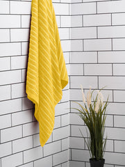 Welspun 100% Cotton Large 250 Gsm Dobby Solid 2-In-1 Bath Towel (Mimosa)
