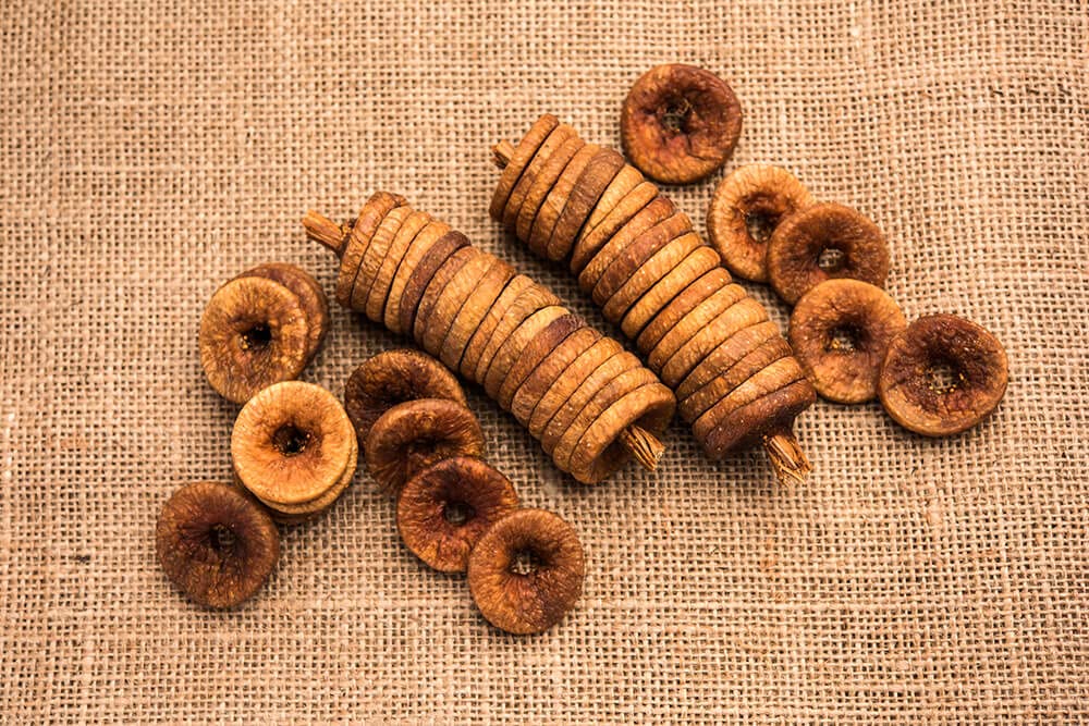 100% Natural Afghani Anjeer Dried Figs By Bk Kart 1kg, | Vitamins & Minerals Natural Sweetness Healthy Dry Fruits For Diet | 35.2 Ounce